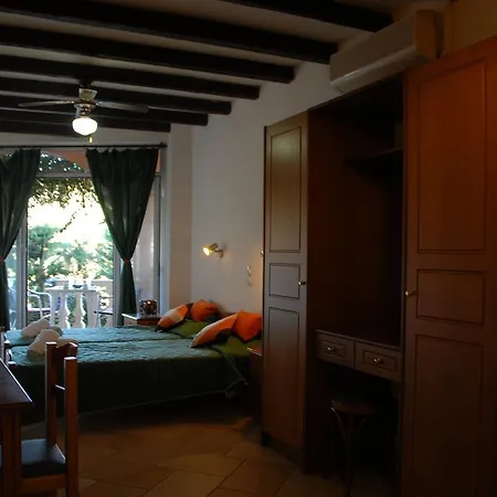 Eva Studios Apartment *